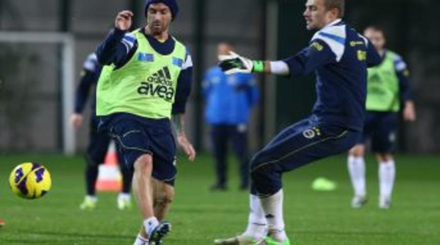 Fenerbah&ccedil;e, Deplasmanda Kayserispor Ile Oynayacağı Ma&ccedil;ın Hazırlıklarına Başladı