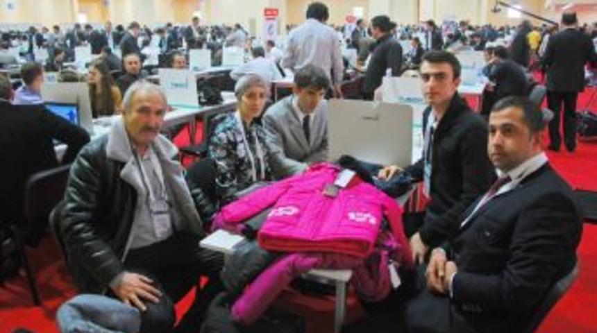 AGİD'li işadamları d&uuml;nyayla buluştu