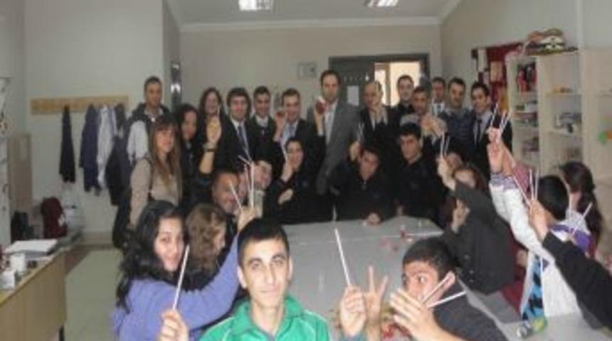 Sınav Kalemleri &Ccedil;&ouml;pe Değil, &Ouml;ğrencilere Gidiyor