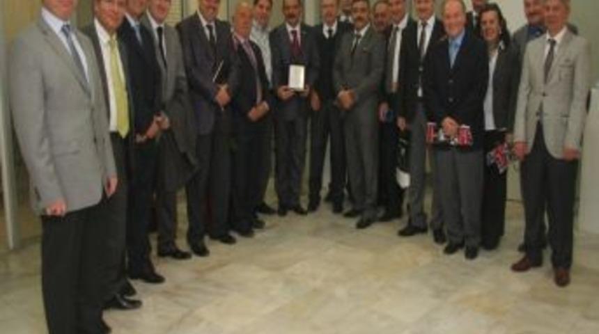 Kemraltı &Ccedil;arşını En &Ccedil;ok Ziyaret Eden Başkan Hakan Tartan