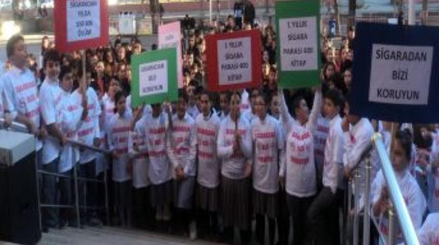 &Ouml;ğrenciler, El Ilanları 'Sigaradan Bizi Koruyun' Dedi