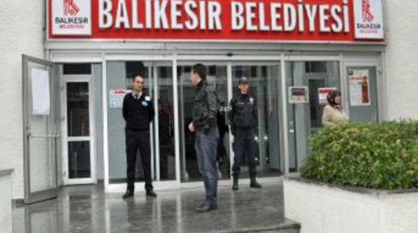 Balıkesir Belediyesi'ne Operasyon: Bazı Y&ouml;neticiler G&ouml;zaltına Alındı