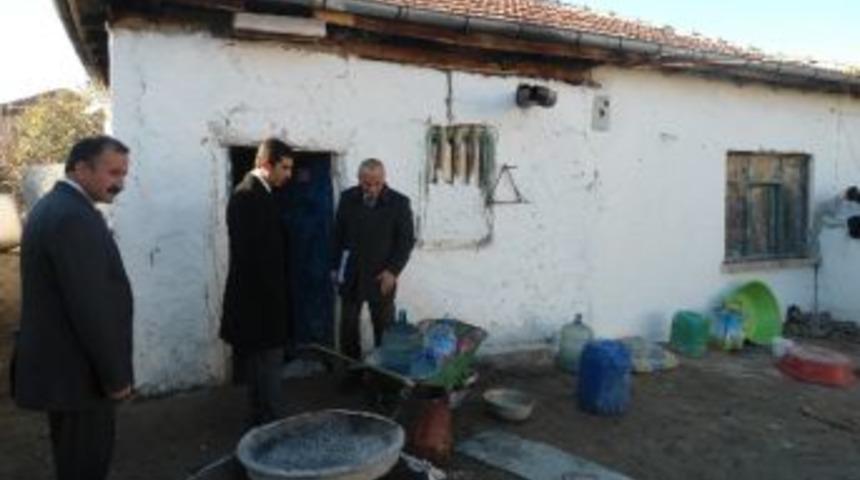 Yaşam M&uuml;cadelesi Veren Ailenin İmdadına Kaymakam Yetişti