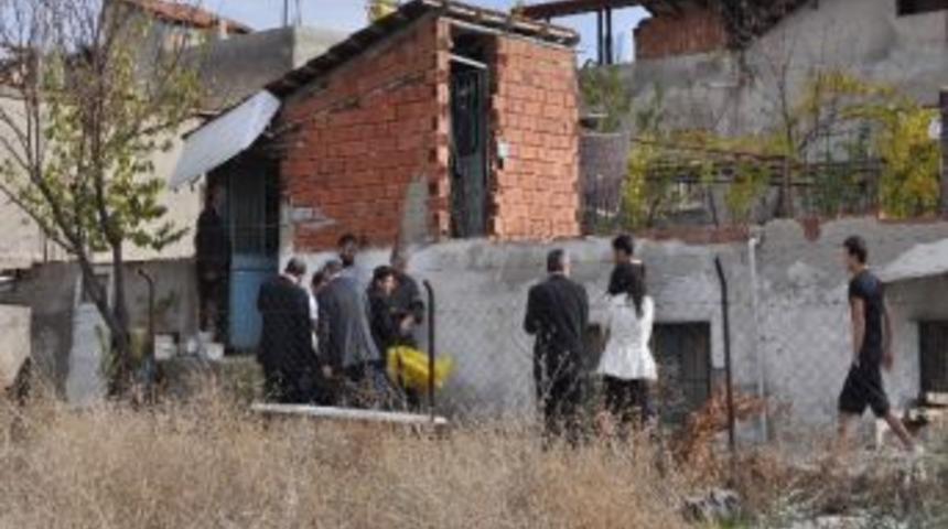 Bacanın Üzerini Kapatınca Zehirlendi