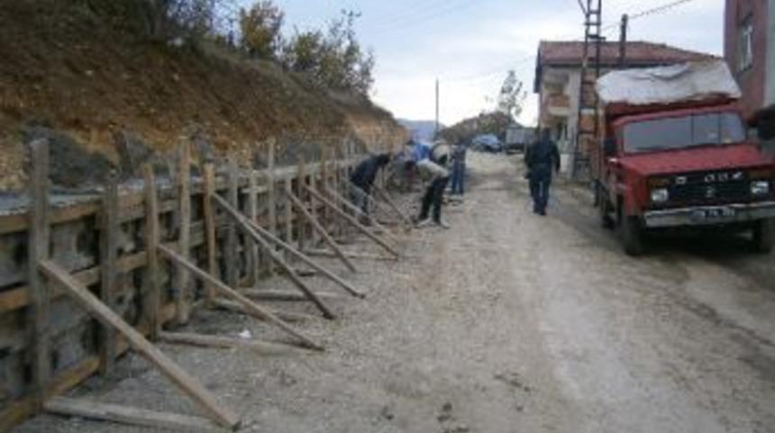 Yenice Belediyesi&rsquo;nden Mahallelerde &Ccedil;alışma