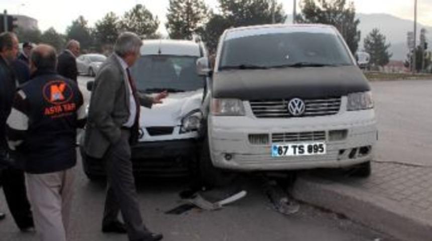 Karab&uuml;k&rsquo;te Trafik Kazaları