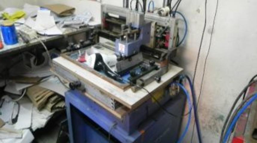 Kalpazanlar Sahte Dolar Basarken Basıldı