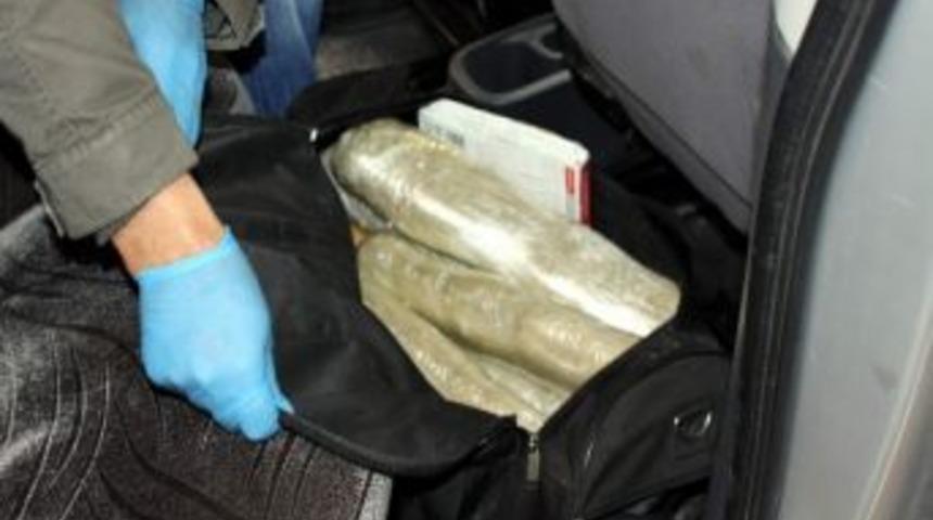 Polis, &Ccedil;ocuklar Sokağa &Ccedil;ıkınca Operasyonu Durdurdu