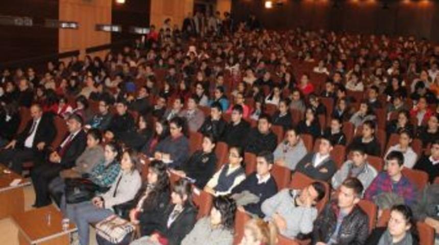 Karaman'da &Ouml;ğrencilere Sınav Kaygısı Ve Motivasyon Semineri