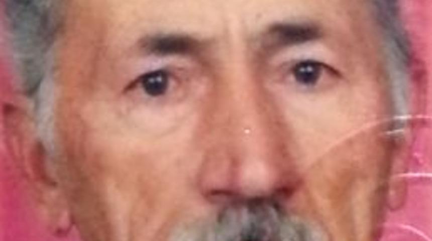 Cuma Yolunda Otob&uuml;s&uuml;n Altında Kaldı