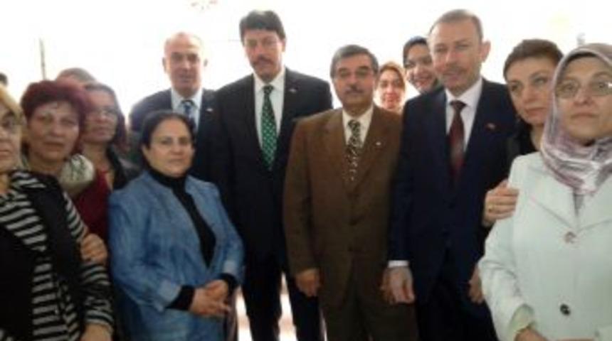 MHP Seyhan'dan Aşure etkinliği