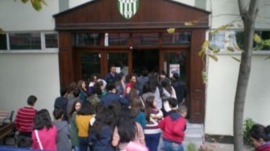 D&uuml;zce İsmetpaşa İlk&ouml;ğretim Okulu &Ouml;ğrencileri İstanbul'u Gezdi