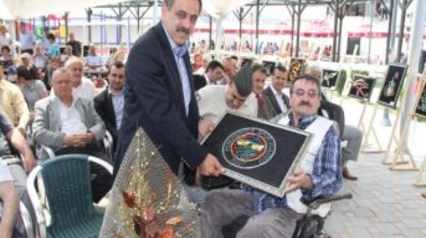 Akyazı&rsquo;da Engelleri Aşıyoruz Sergisi