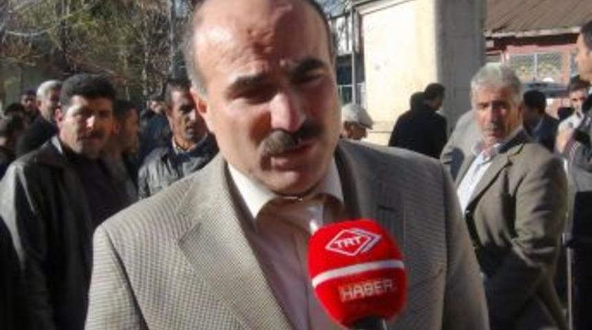 Cuma Namazı &Ccedil;ıkışında Dilenci Operasyonu