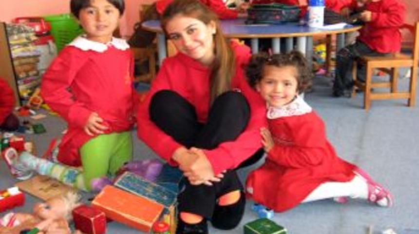 Otomobilin &Ccedil;arptığı Ilk&ouml;ğretim 1. Sınıf &Ouml;ğrencisi Hayatını Kaybetti