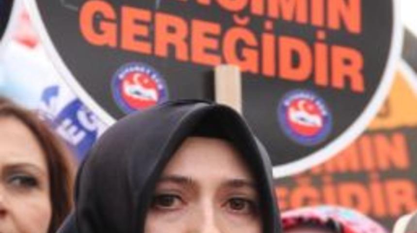 Memur-sen'den Meclis &Ouml;n&uuml;nde Başart&ouml;s&uuml; Eylemi