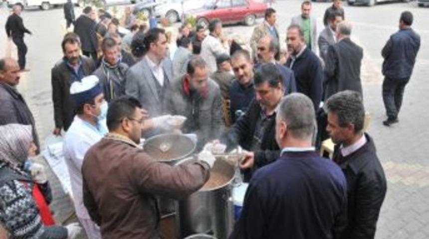 Şof&ouml;r Esnafına Aşure İkramı