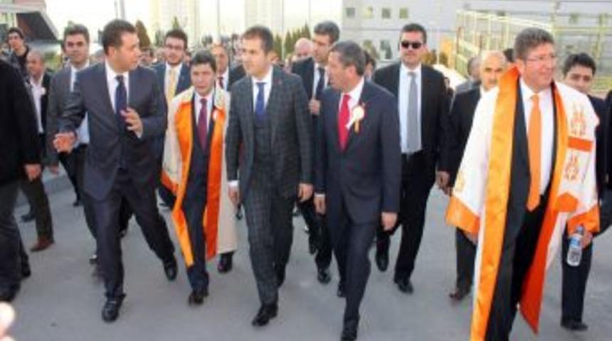 Hacı Ve Ş&uuml;kr&uuml; Boydak'a, Melikşah &Uuml;niversitesi'nden Fahri Doktora Unvanı