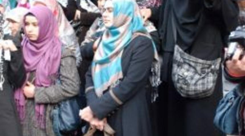 &Ouml;zg&uuml;r-der&rsquo;den Eğitimde Kıyafet Serbestliği A&ccedil;ıklaması