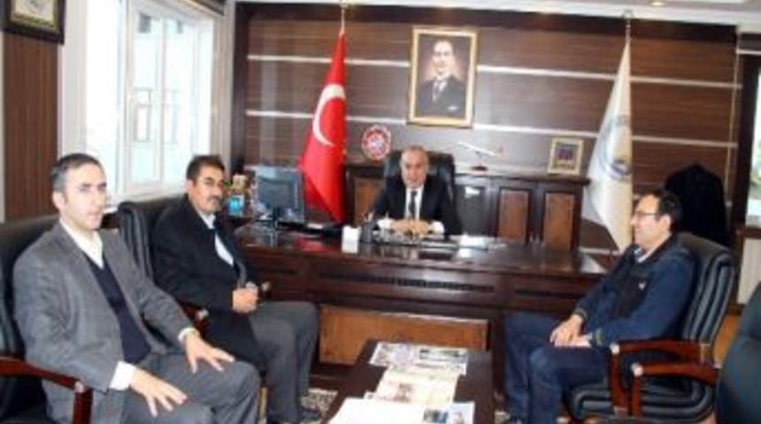 Suşehri Myo M&uuml;d&uuml;r&uuml; &Uuml;nal, Belediye Başkanı Sel&rsquo;i Ziyaret Etti