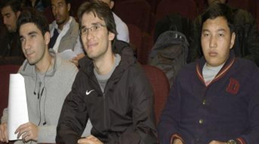 Rekt&ouml;r Prof. Dr. Dilek, T&uuml;rk K&ouml;kenli &Ouml;ğrencilerin Sorunlarını Dinledi