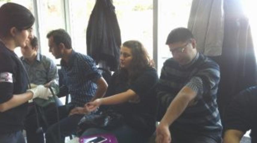 Yozgat&rsquo;ta Chp&rsquo;li Gen&ccedil;lerden Kızılay&rsquo;a Kan Bağışı