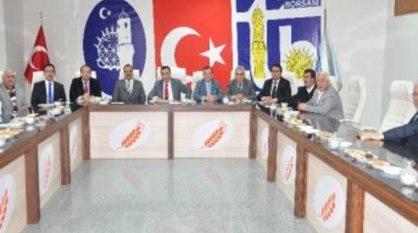 Y&uuml;cel&rsquo;den &Ccedil;orum Ticaret Borsası&rsquo;na Ziyaret