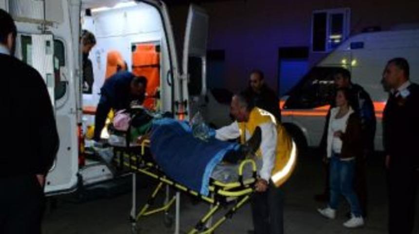 Edirne&rsquo;de Trafik Kazası: 1 &Ouml;l&uuml;, 6 Yaralı