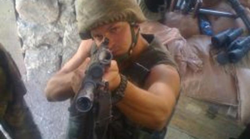 Kaza Kurşunu Ile Şehit Olan Ak&ccedil;a'nın Babaevine Ateş D&uuml;şt&uuml;