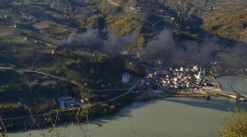 Ayvacık&rsquo;ta Ev Yangını