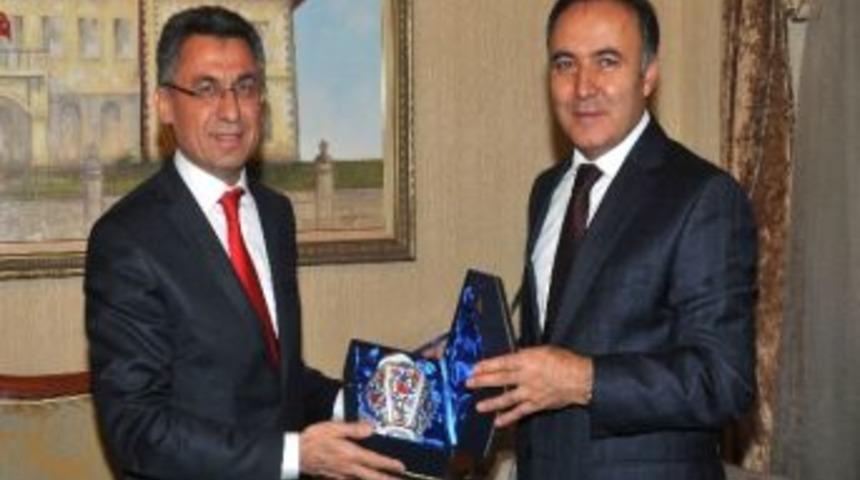 Afad Y&ouml;netiminden Vali Altıparmak&rsquo;a Ziyaret