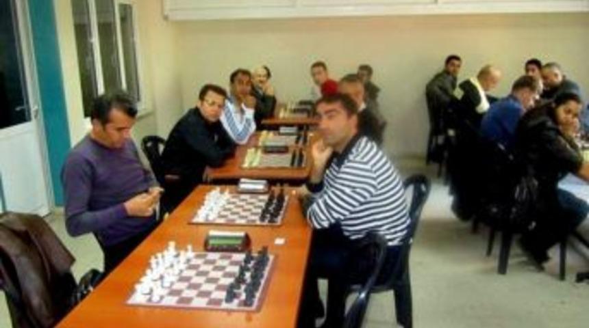 Aydın&rsquo;ın &Ouml;ğretmenleri Satran&ccedil;ta Yarıştı