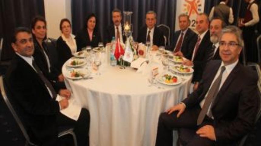 Expo 2020 Değerlendirme Toplantısı Ger&ccedil;ekleştirildi