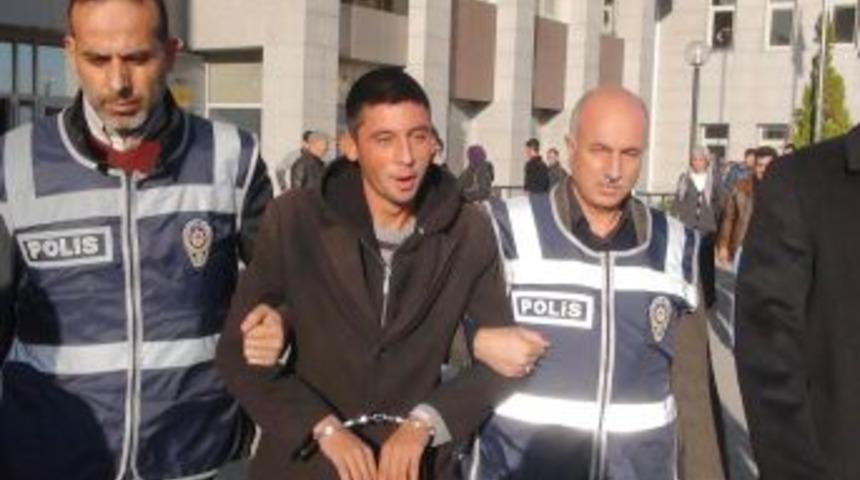 Kapka&ccedil;&ccedil;ı Mobeselere Yakalandı