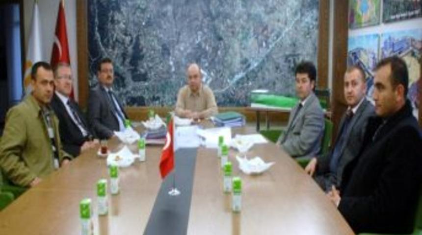 Başkan Saraoğlu'na Eğitim-bir-sen Gediz Y&ouml;netiminden Gazze Teşekk&uuml;r&uuml;