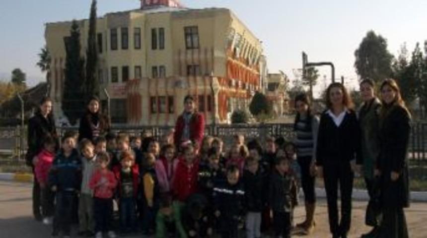 Nazillili Minikler Fidan Dikti