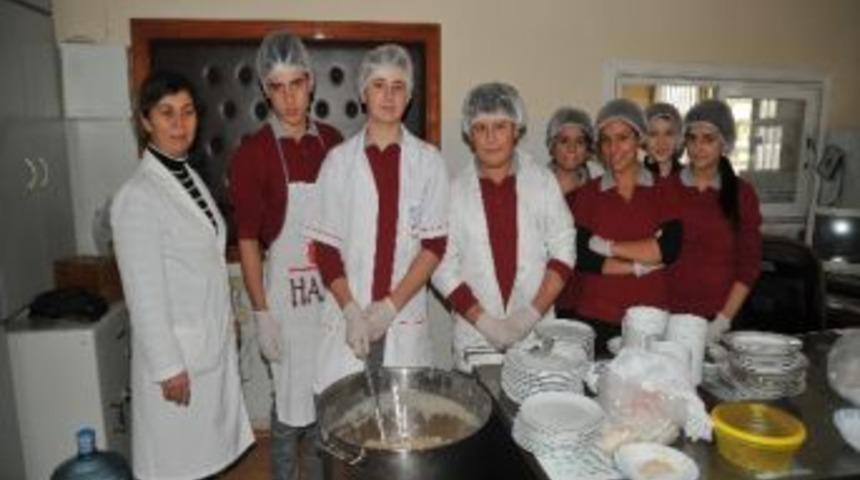 Nazilli Mesleki Eğitim Merkezi&rsquo;nden Aşure Etkinliği