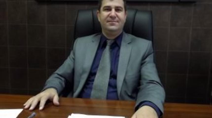 'HIV Vir&uuml;s&uuml; Dokunmak, Tokalaşmak, Sarılmakla Bulaşmaz'