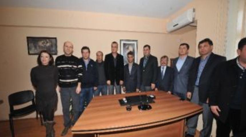 Milletvekillerinden Veteriner Hekimleri Odasına Ziyaret