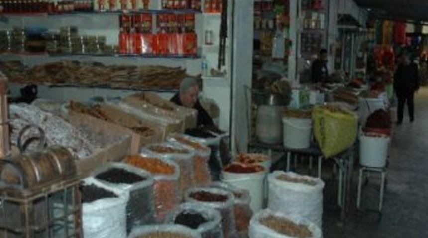 Diyarbakırlı Vatandaşlar Kurutulmuş Gıdaya Rağbet G&ouml;sterdi