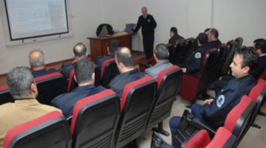 Polise &ldquo;trafikte Kural İhlali Tespit Tutanağı D&uuml;zenleme Eğitimi&rdquo;