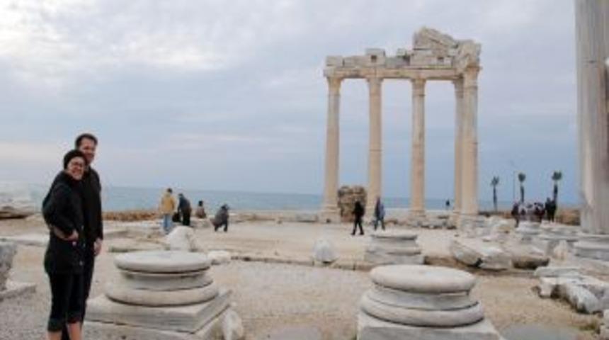 Turizmin Sembol&uuml; Apollon Tapınağı, Ge&ccedil;mişte Can G&uuml;venliğinin Sembol&uuml; Olmuş