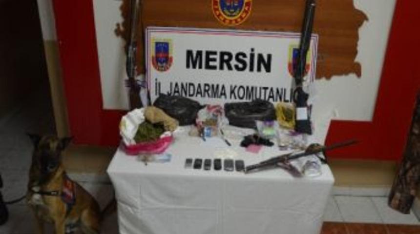 Jandarmadan Uyuşturucu Satıcılarına Şok Baskın