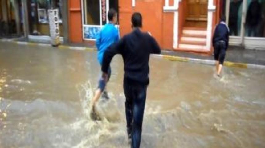 Edremit&rsquo;e 5 Dakika Yetti