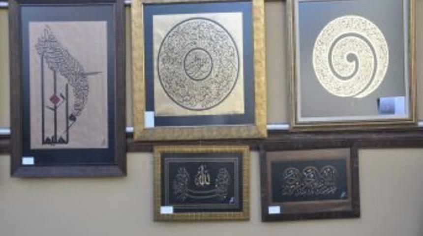 Hat Sanatını Deri &Uuml;zerine Işledi, Şimdi D&uuml;nyaya Tanıtıyor