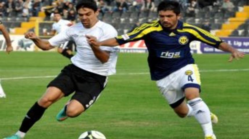 Spor Toto 2.lig Kırmızı Grup