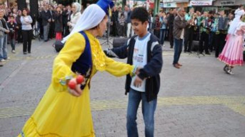 Aznakay&rsquo;lı Kardeş Heyet Tarsus&rsquo;ta