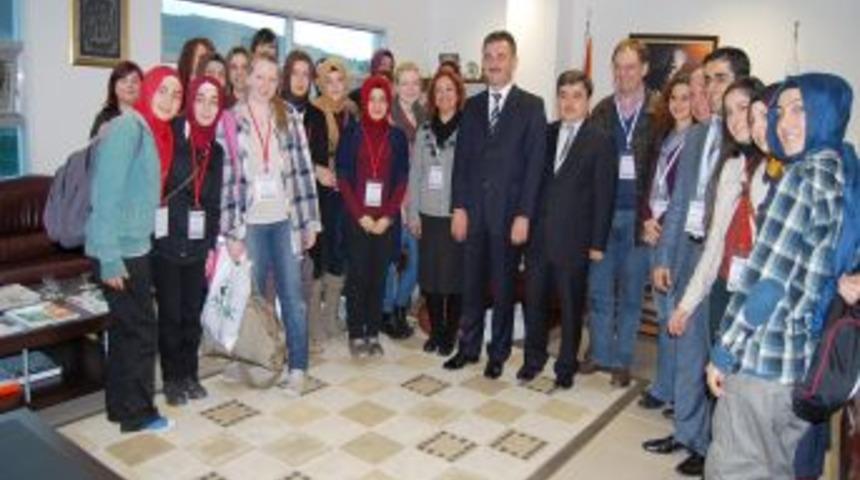 Gemlik İmam Hatip Lisesi'ne Almanya'dan Misafir Geldi