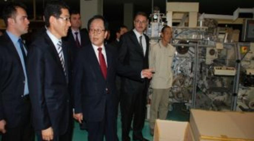 G&uuml;ney Koreli Bakan, Tireli Gaziyi G&ouml;r&uuml;nce Protokol&uuml; Unuttu