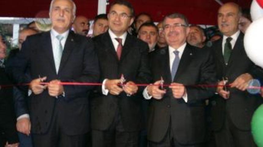 Bakan Şahin Kafe A&ccedil;ılışı Yaptı